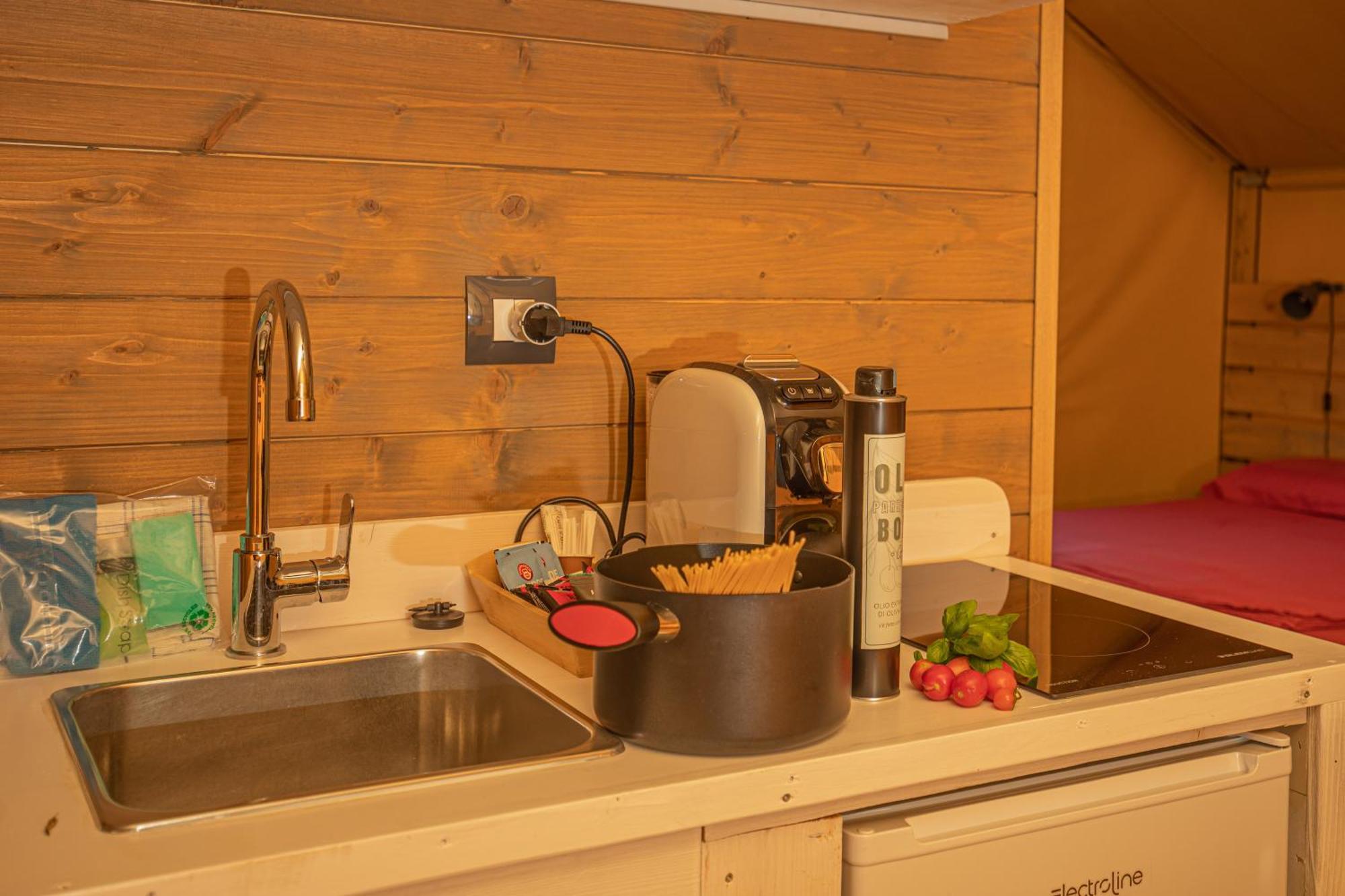 Glamping Grancia Hotel Grosseto Bagian luar foto