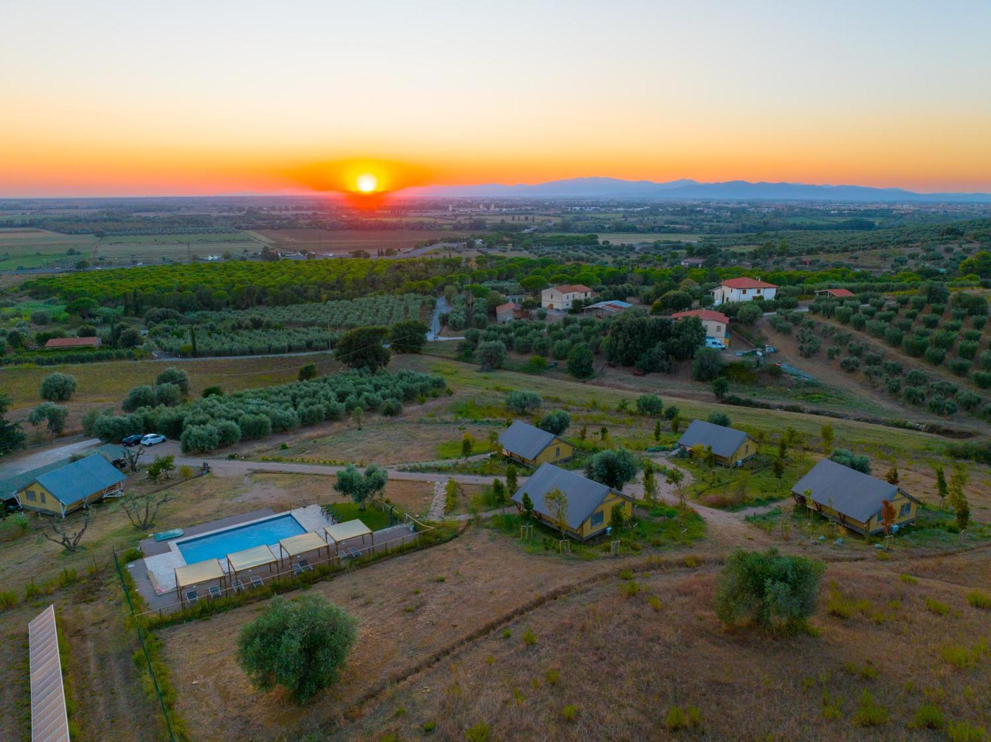 Glamping Grancia Hotel Grosseto Bagian luar foto